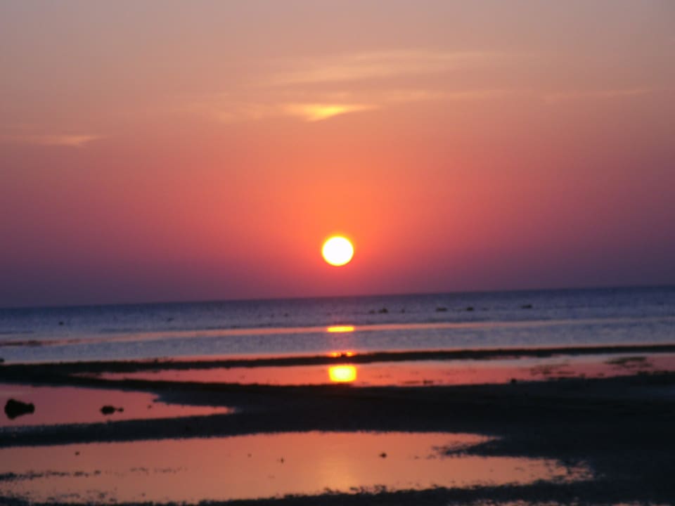 Sonnenuntergang Titanic Beach Spa & Aqua Park
