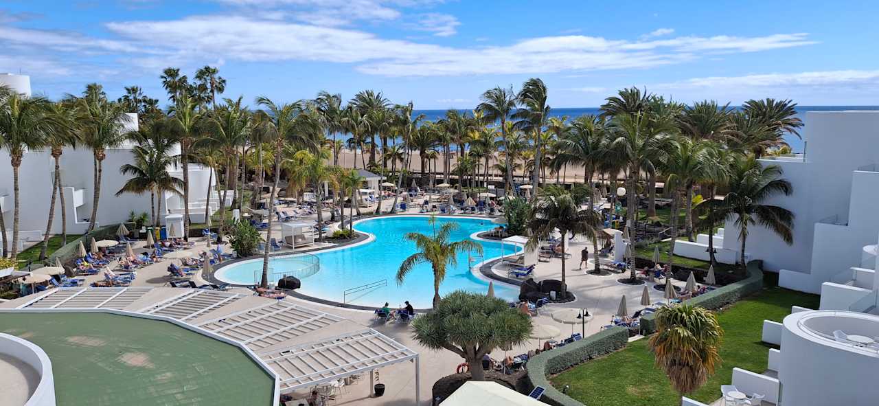 Pool Hipotels La Geria