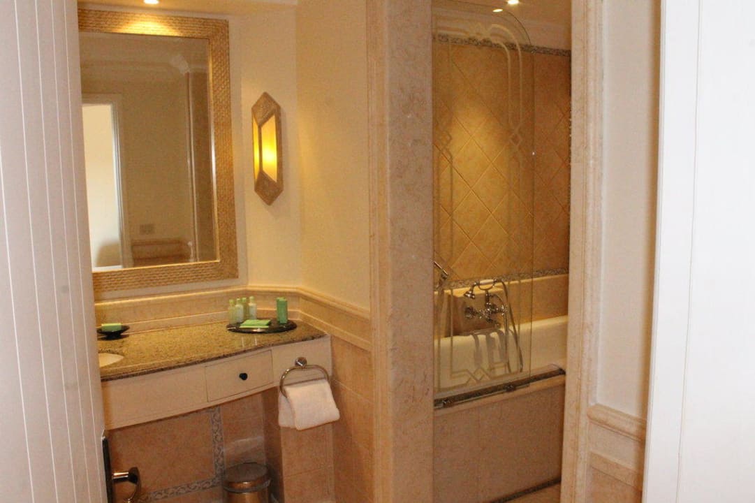 Teil des Bades Zimmer 4402 Hotel Kempinski Soma Bay