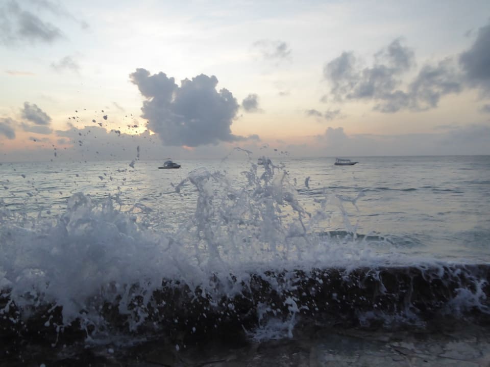 Strand Neptune Village Beach Resort & Spa