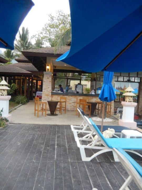 Blick zur Poolbar Seaview Khao Lak Resort