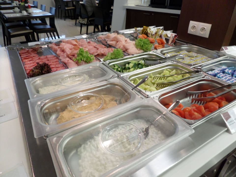 Schinken, Wurst, Gemüse AC Hotel by Marriott Bratislava Old Town