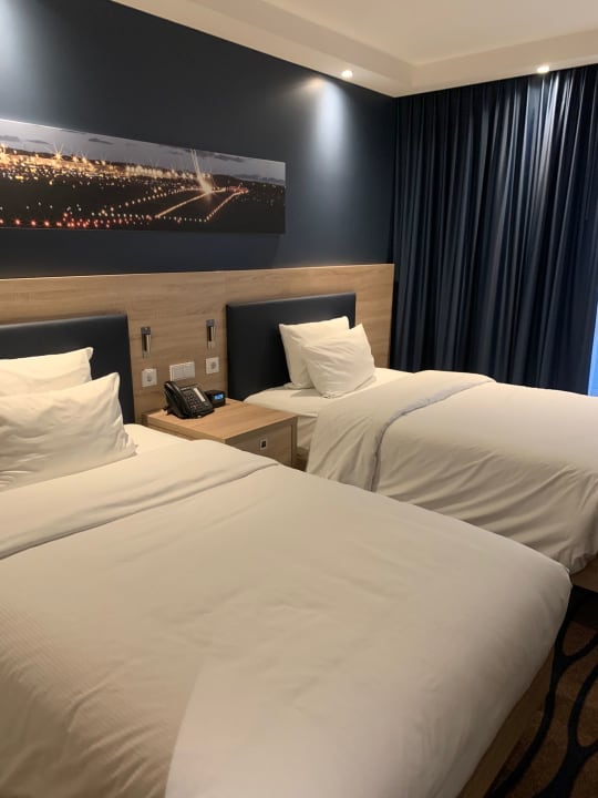 Zimmer Hampton By Hilton Frankfurt Airport