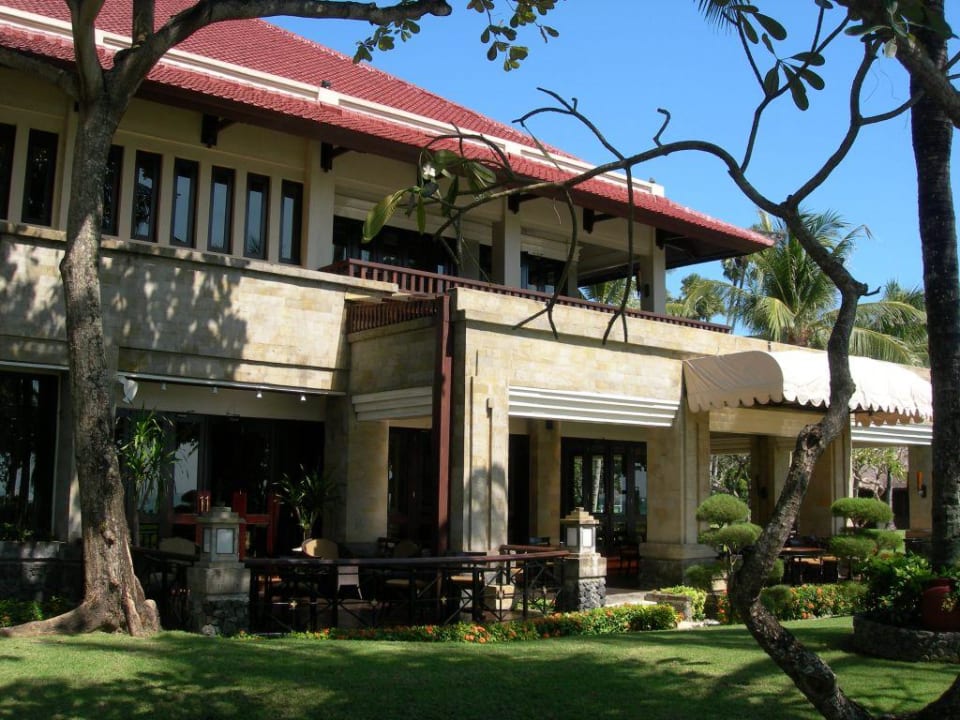 Bella Singaraja Restaurant InterContinental Bali Resort