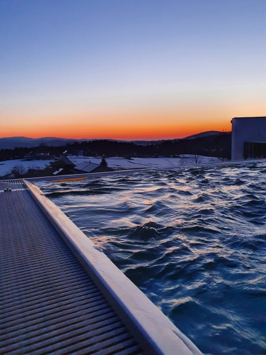 Pool 1. Bier & Wohlfühlhotel Gut Riedelsbach
