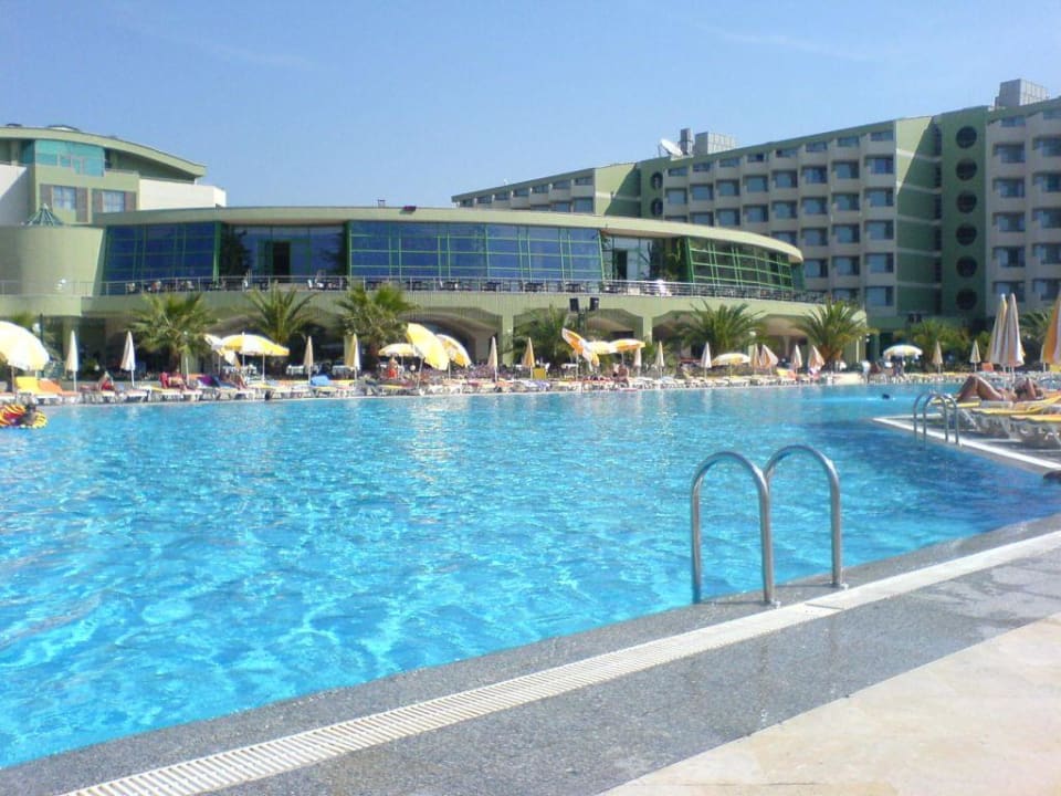 Poolbereich VONRESORT Golden Coast