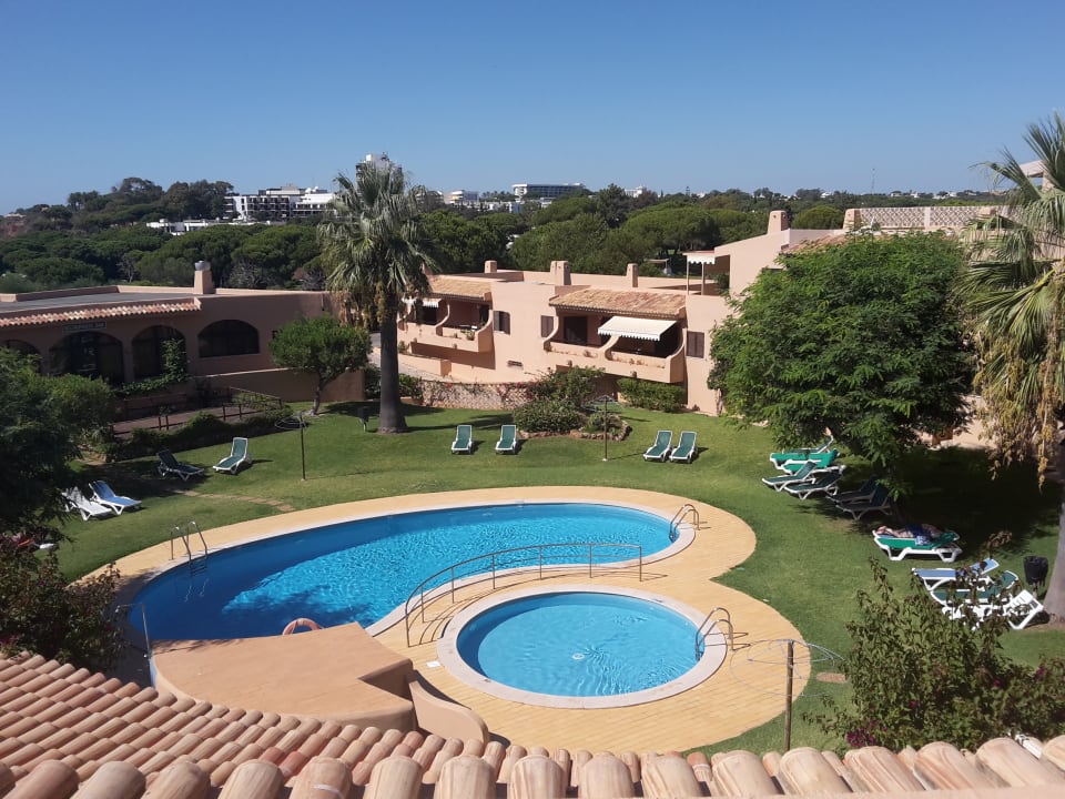 Pool Clube Maria Luisa