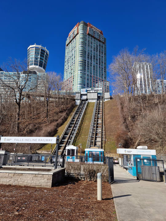 Außenansicht Embassy Suites Hotel Niagara Falls / Fallsview
