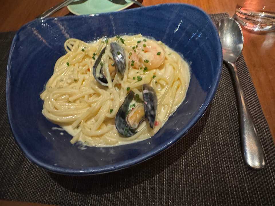 Gastro Hotel Indigo Dubai Downtown by IHG