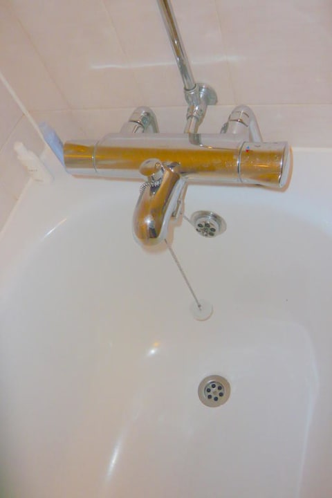 Badewanne Hotel Premier Inn London Hammersmith