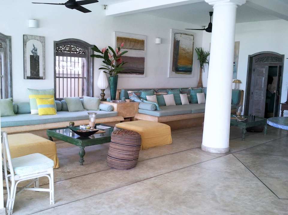 Grosser offener Wohnraum im Erdgeschoss Villa Sisindu C