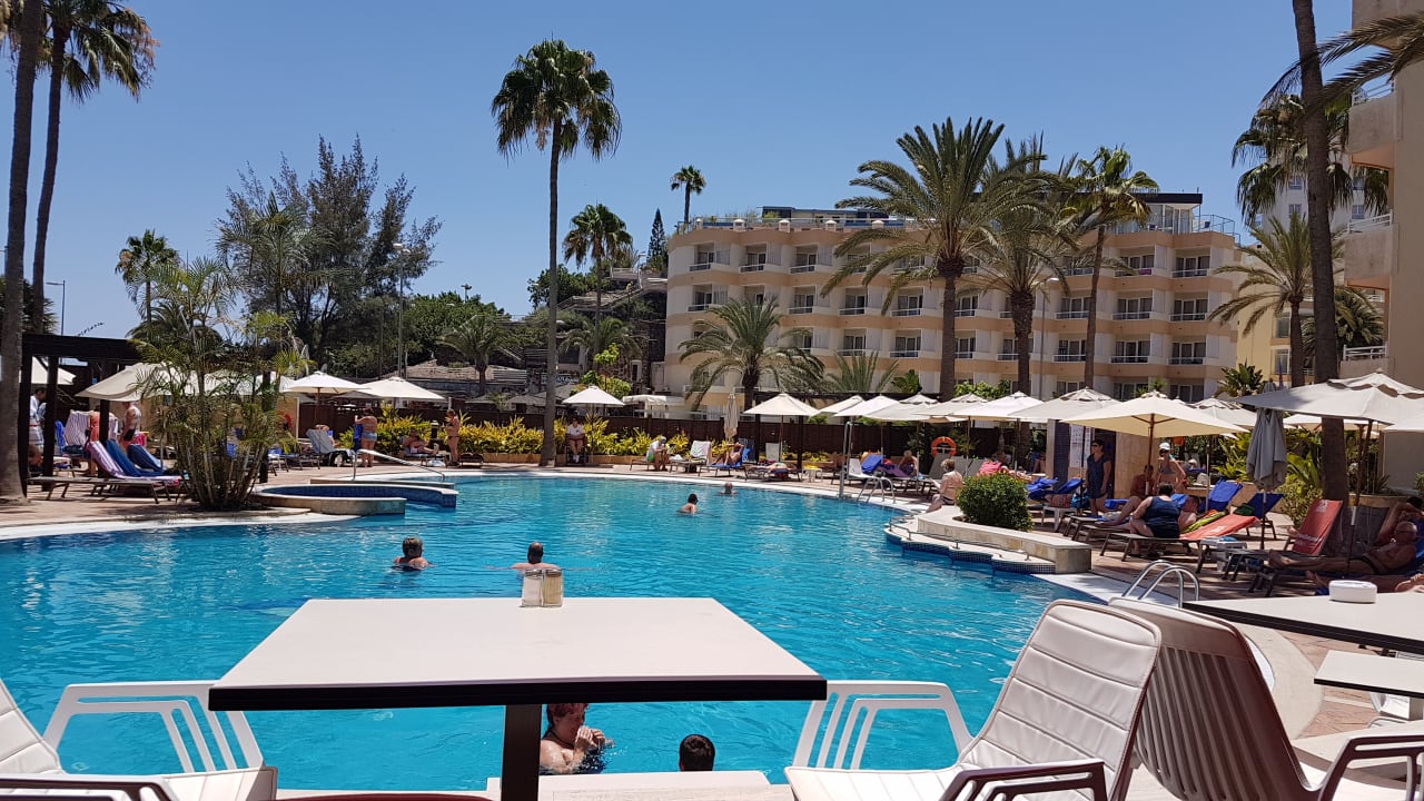Pool Corallium Dunamar by Lopesan Hotels