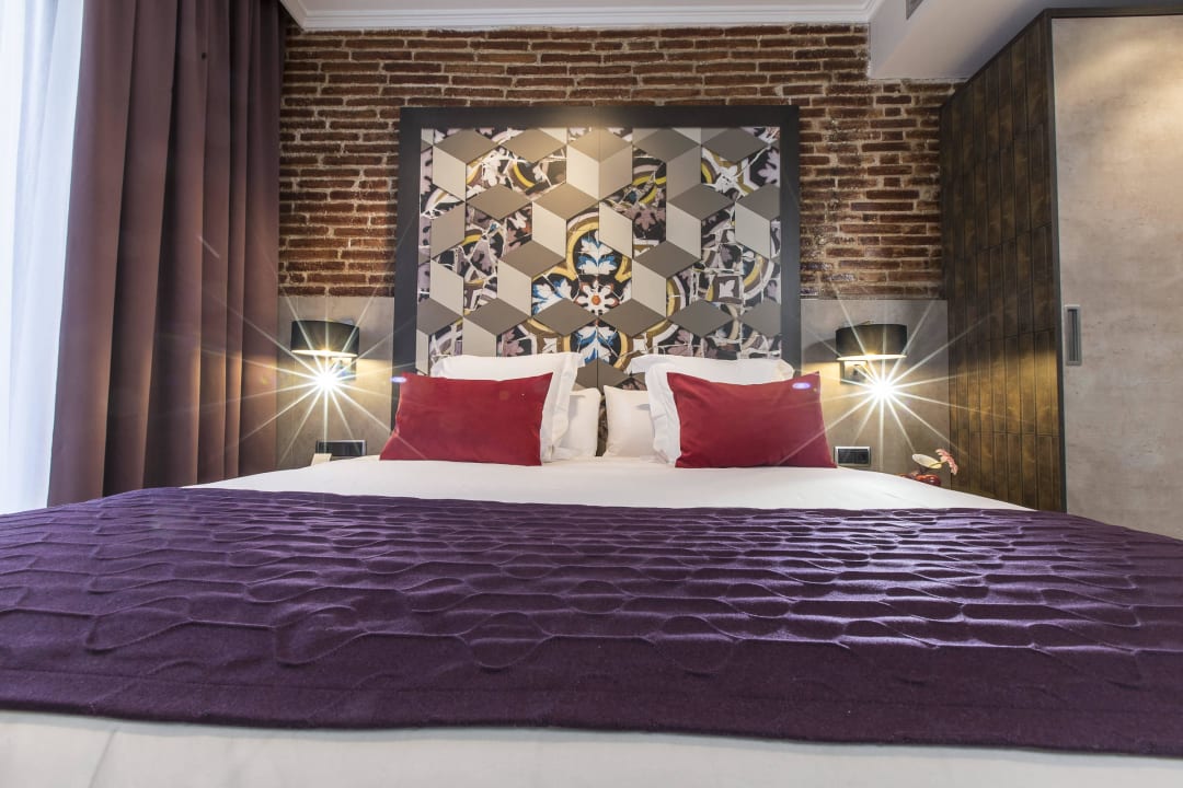 Deluxe Room Leonardo Hotel Barcelona Las Ramblas