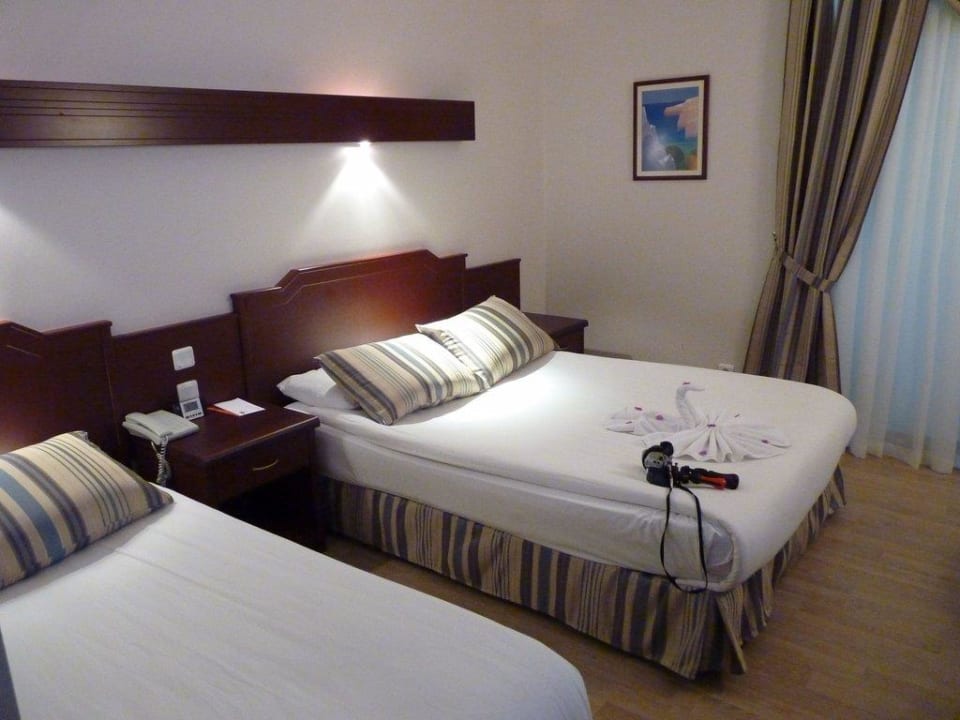 Blick ins Zimmer Hotel Meryan