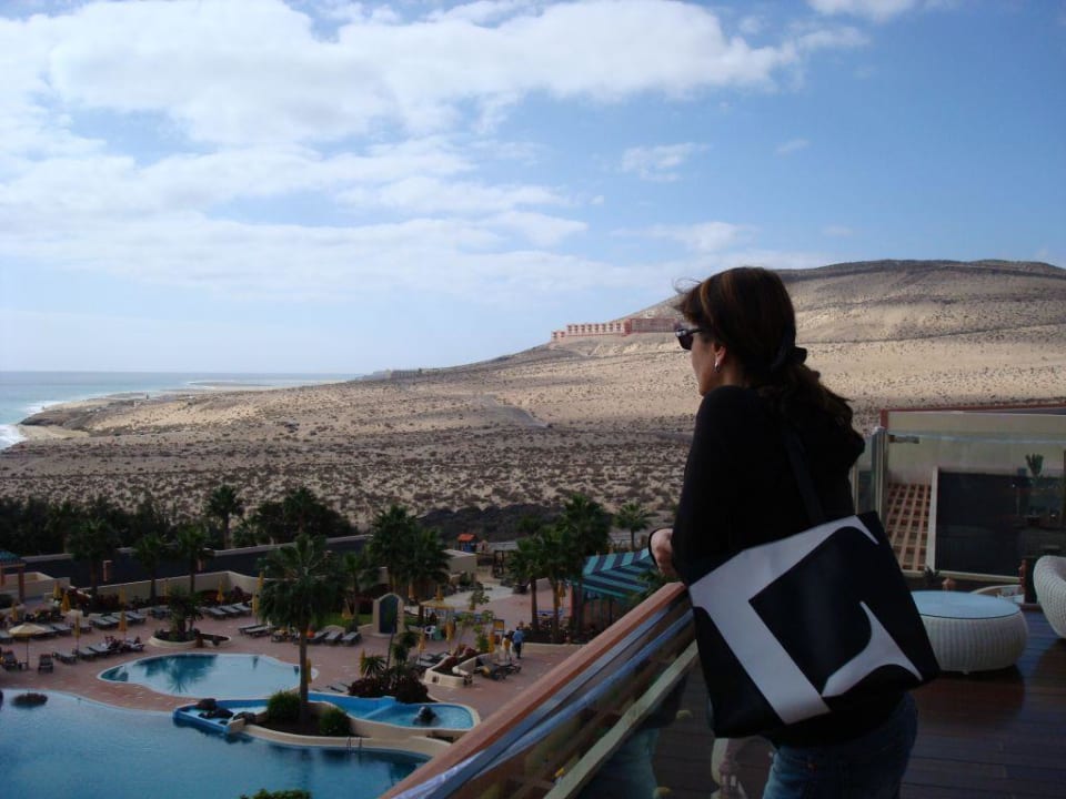 Blick auf die Poollandschaft H10 Playa Esmeralda - Adults only