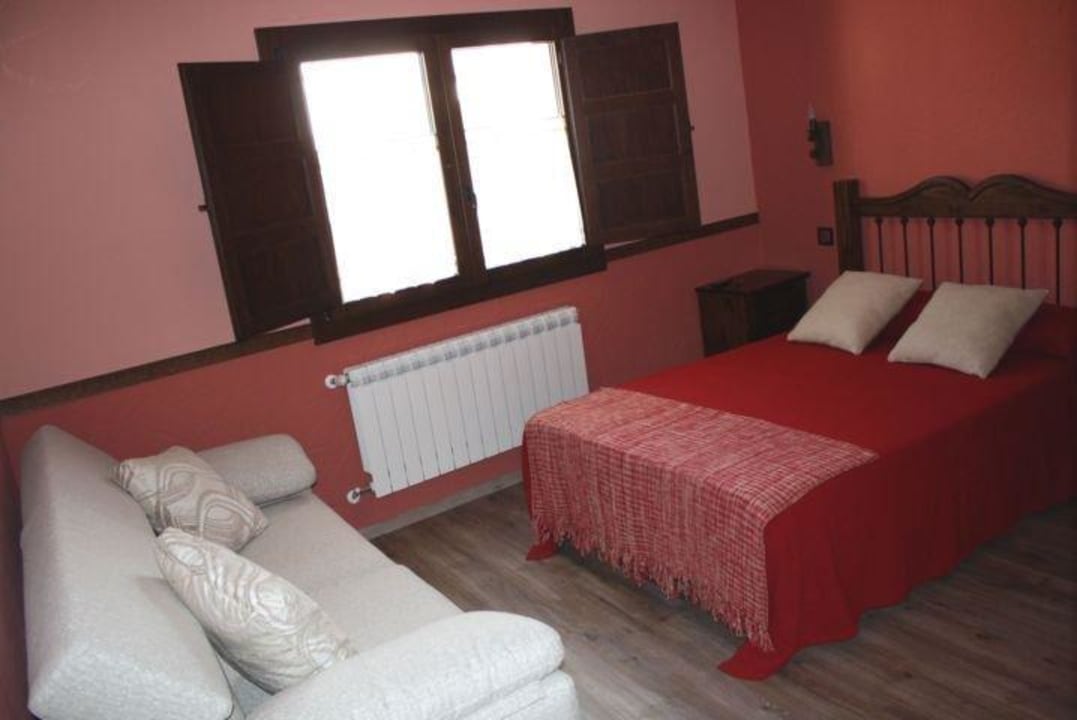 Rotes Zimmer Casa Rural Via Caparra