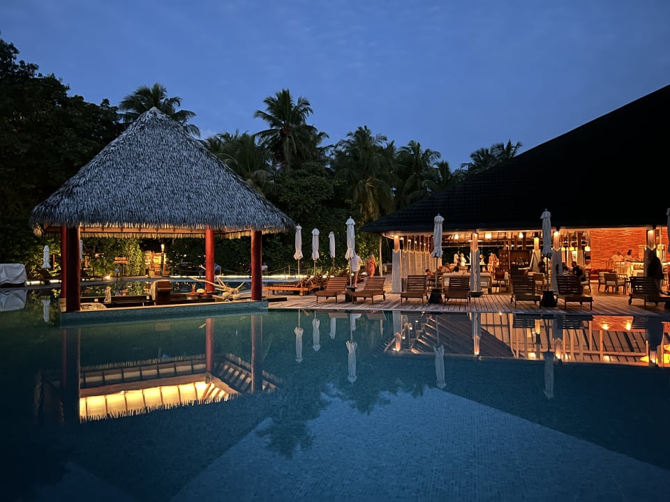 Pool Adaaran Select Meedhupparu Island Resort - Premium All Inclusive