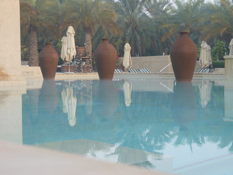 Einer von 4 Pools Hotel Bab Al Shams Desert Resort & Spa