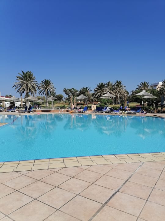 Pool Anissa Beach & Village