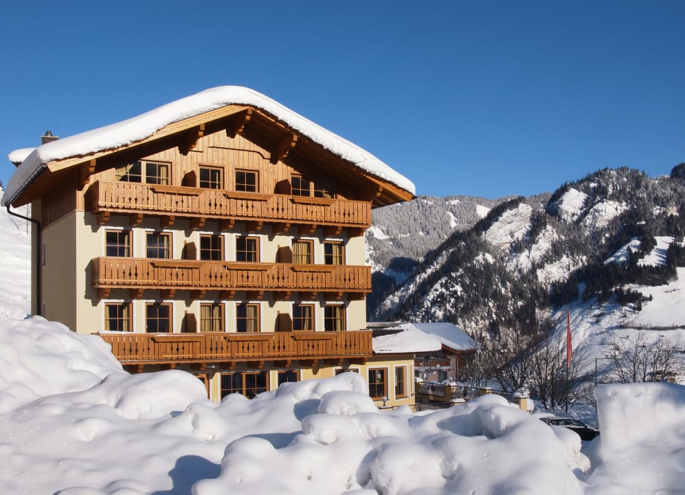 Außenansicht Berghotel Alpenklang