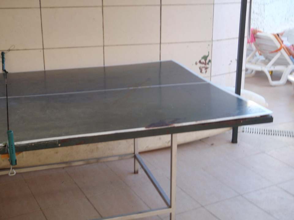 Tenis stołowy w pięciogwiazdkowym hotelu  Larina Resort Spa & Hotel