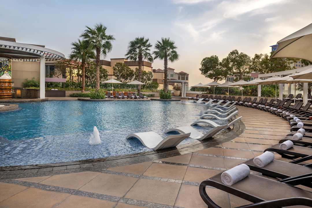Pool Hyatt Regency Dubai Creek Heights