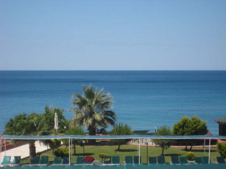 Утренняя красота Hotel Club Life Kizilot