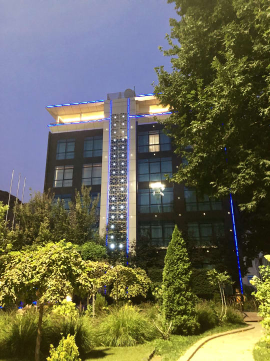 Außenansicht Karon Palace