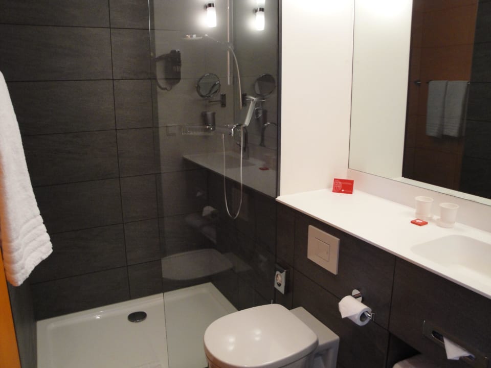 Standard Zimmer 720 Leonardo Hotel Amsterdam Rembrandtpark