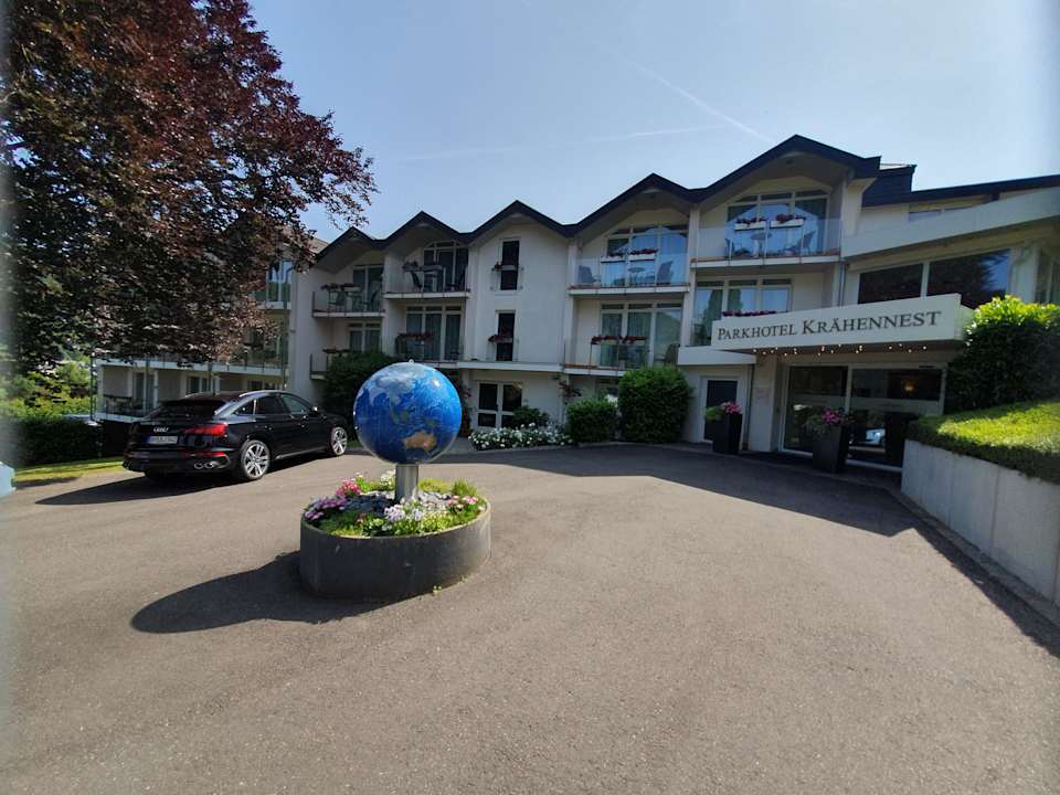 Außenansicht Moselstern Parkhotel Krähennest