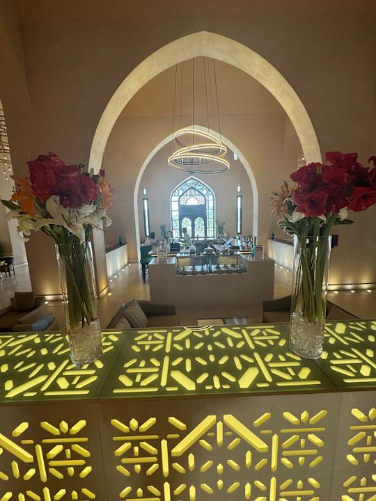 Lobby Salalah Rotana Resort