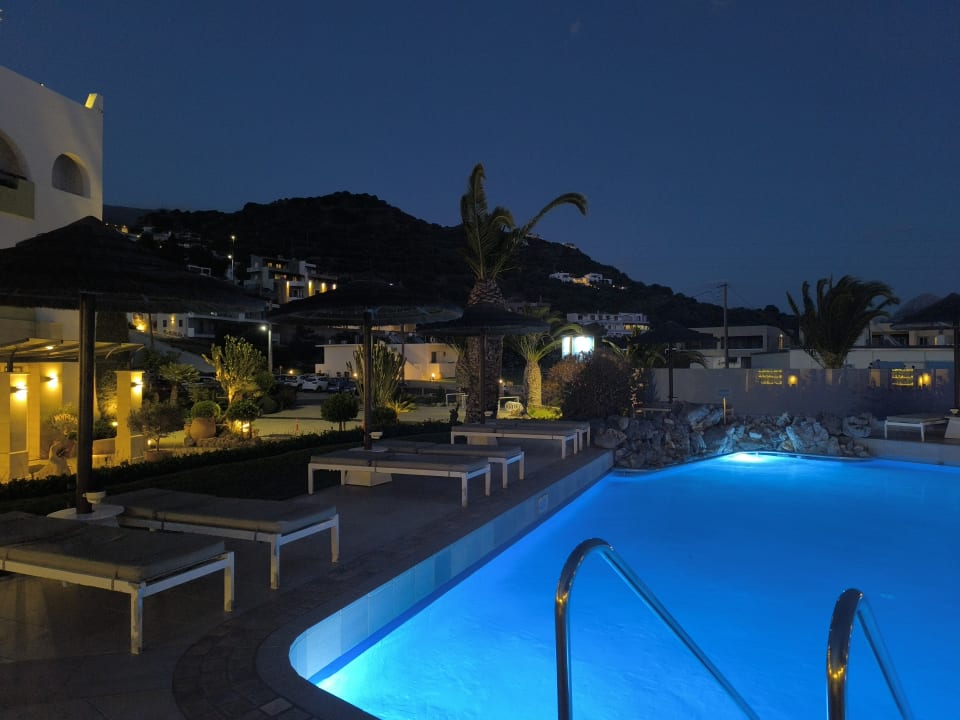 Pool Alianthos Garden Hotel