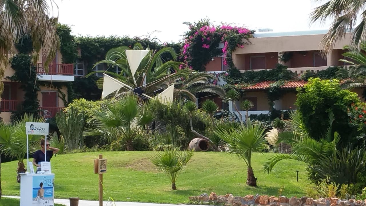 Blick vom Restaurant La Veranda aus Anissa Beach & Village