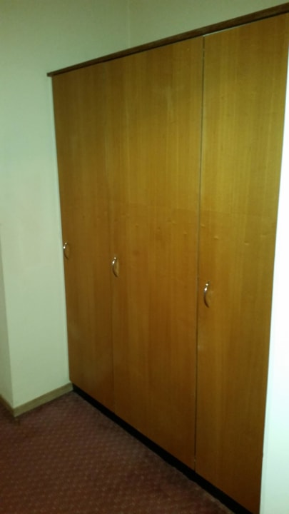 4* Kleiderschrank? Das Gutenbrunn Thermen & Sporthotel