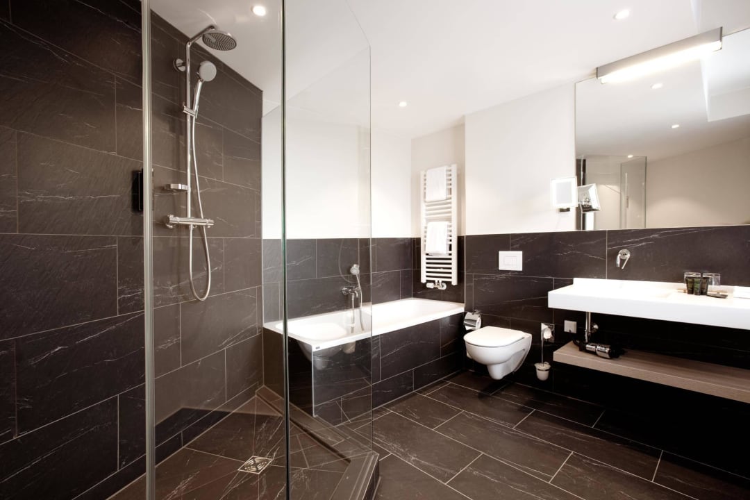 Bad Juniorsuite Vienna House Easy München