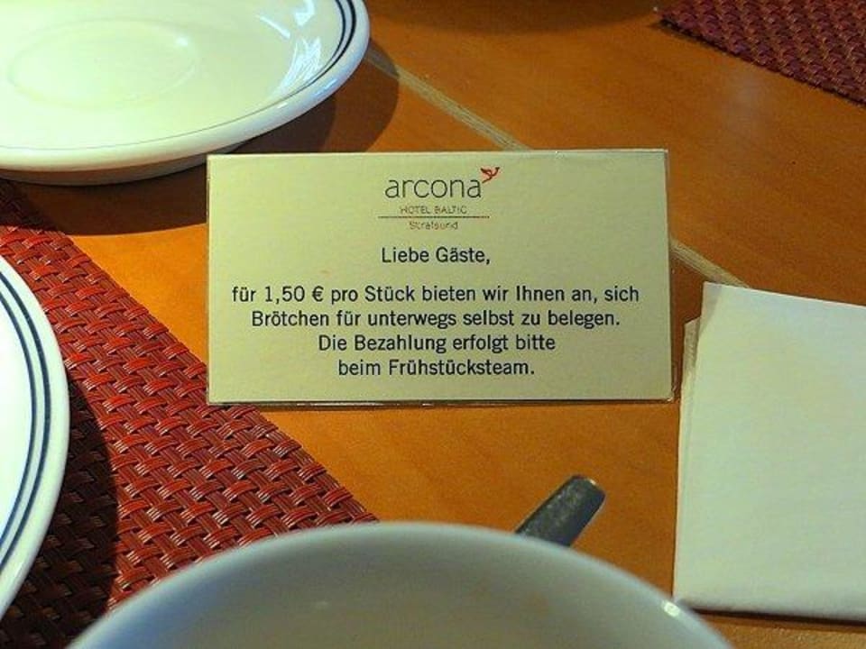 Kärtchen am Frühstücksbuffet Hotel Baltic Stralsund