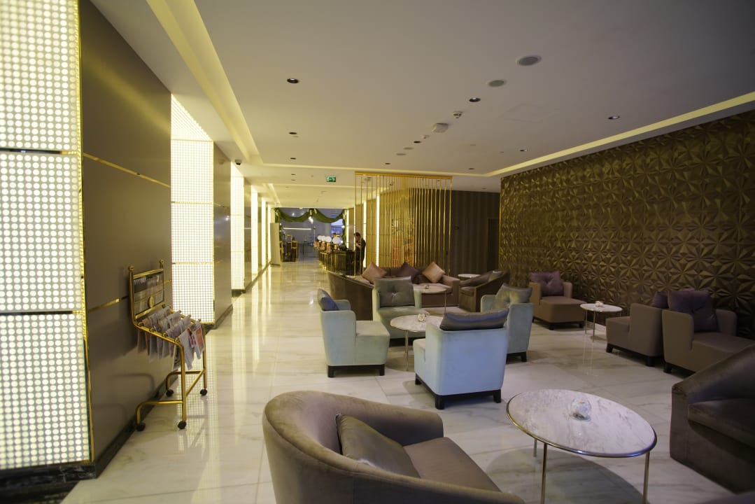 Lobby The Tower Plaza Hotel Dubai