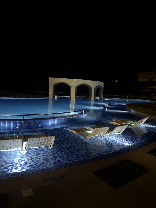 Pool Malikia Resort Abu Dabbab