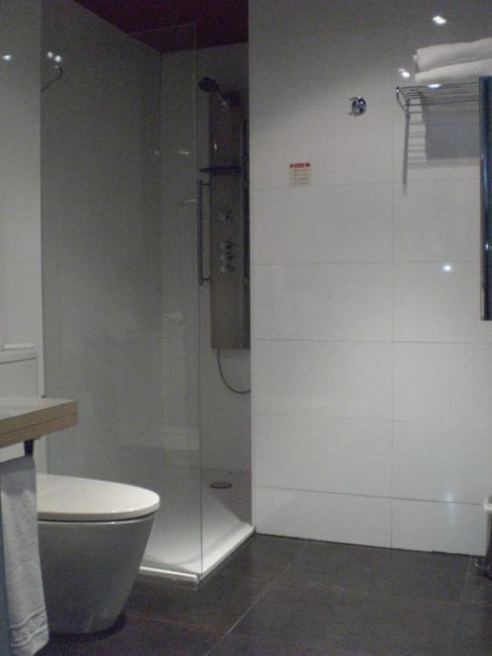 Bad  Petit Palace Plaza España