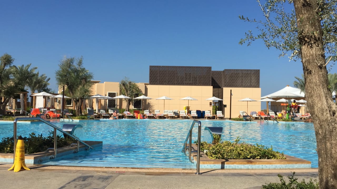 Pool Saadiyat Rotana Resort &  Villas