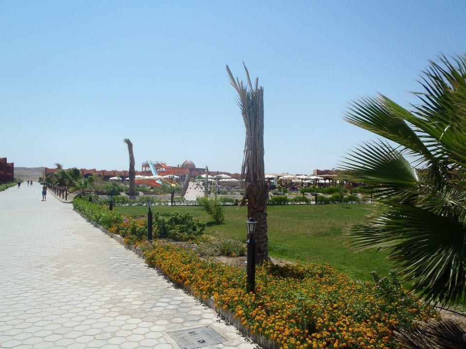 Zahrada Three Corners Happy Life Beach Resort