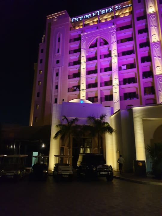 Außenansicht DoubleTree by Hilton Resort & Spa Marjan Island