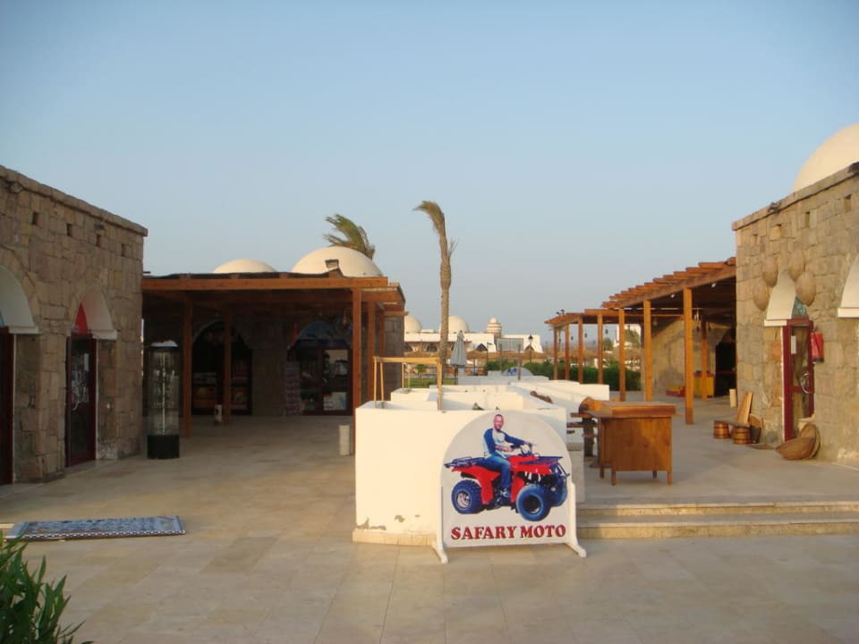 Shoppingmeile im Hotel Hotel Gorgonia Beach Resort