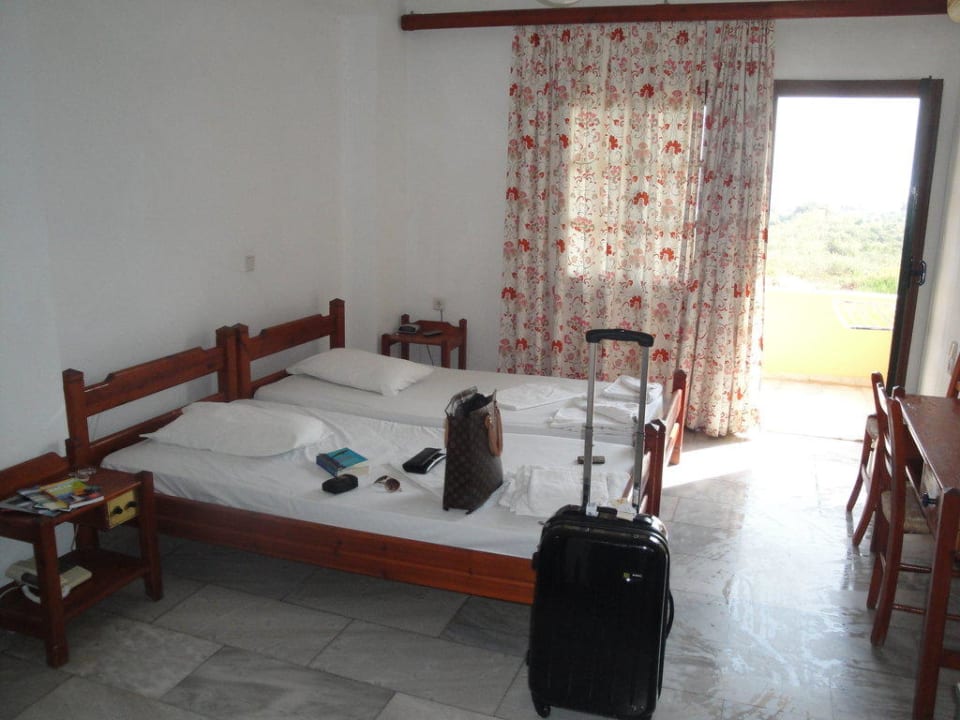 Bett Fereniki Holiday Resort & Spa