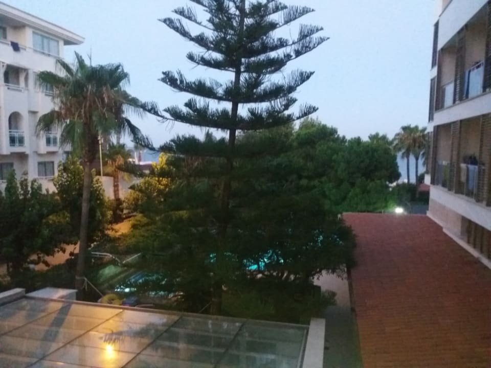Ausblick Trendy Side Beach Hotel - Adults only