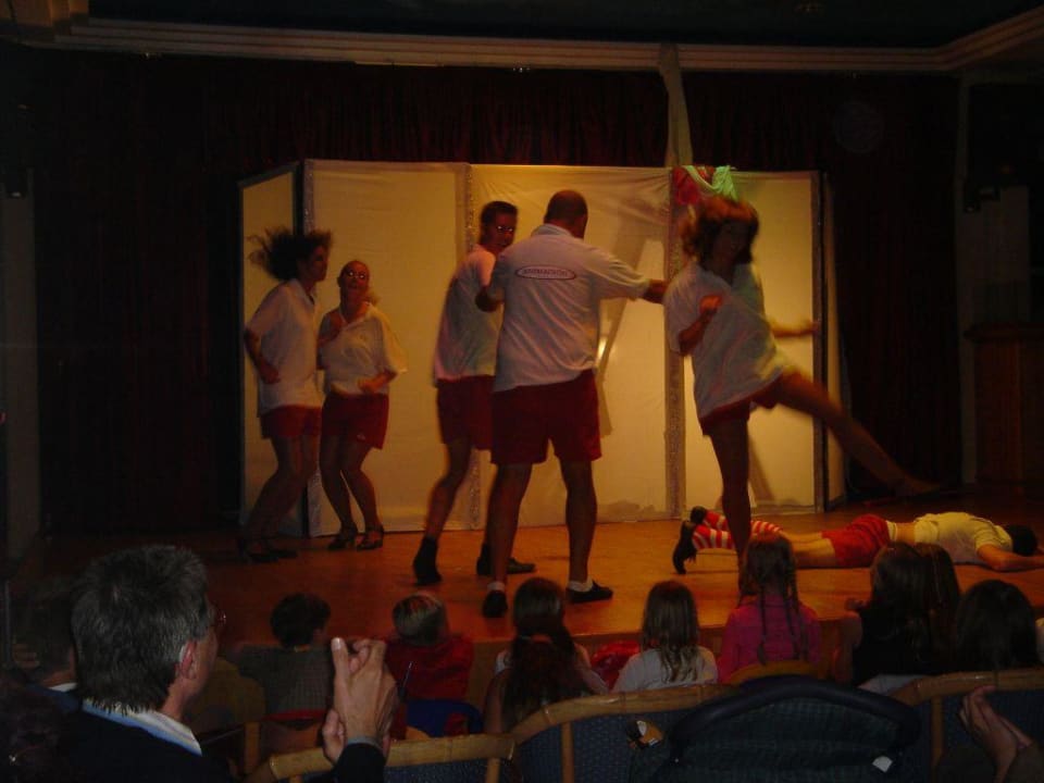 Abendunterhaltung(Animateure) Hotel Riu Oliva Beach Resort