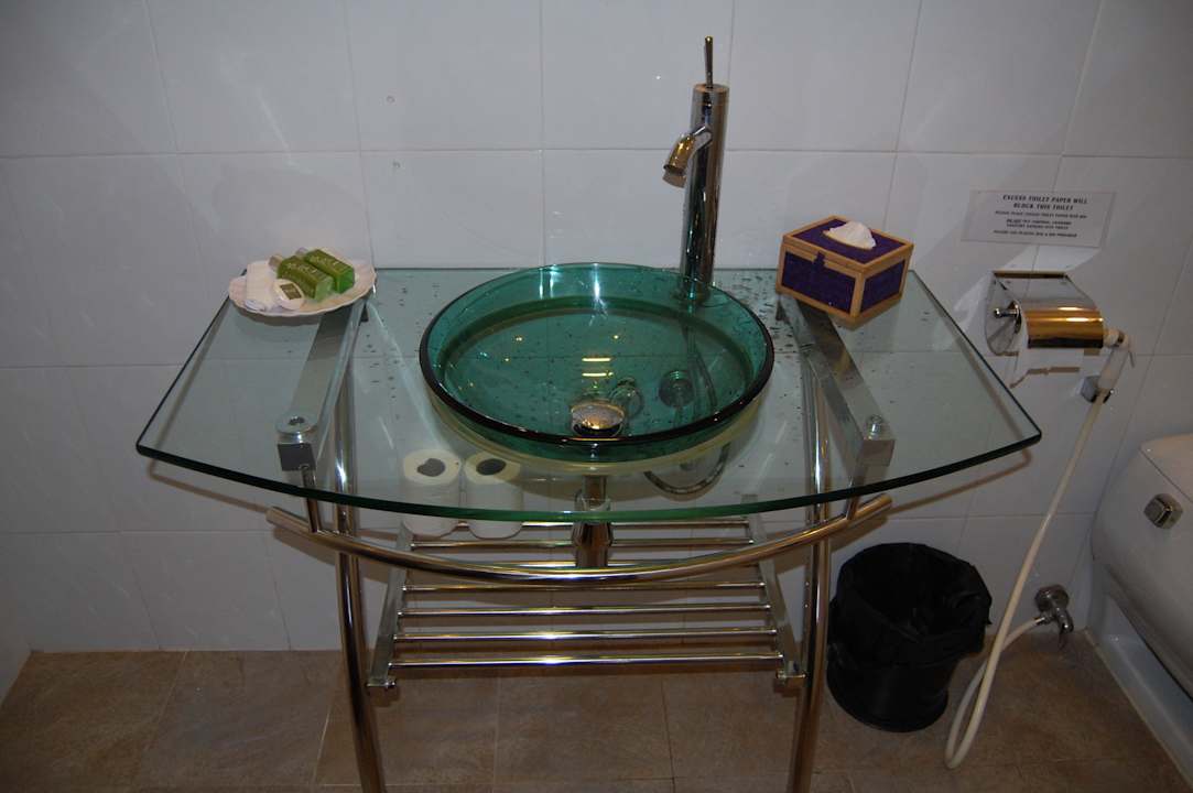 Bad Hotel Coolabah Resort