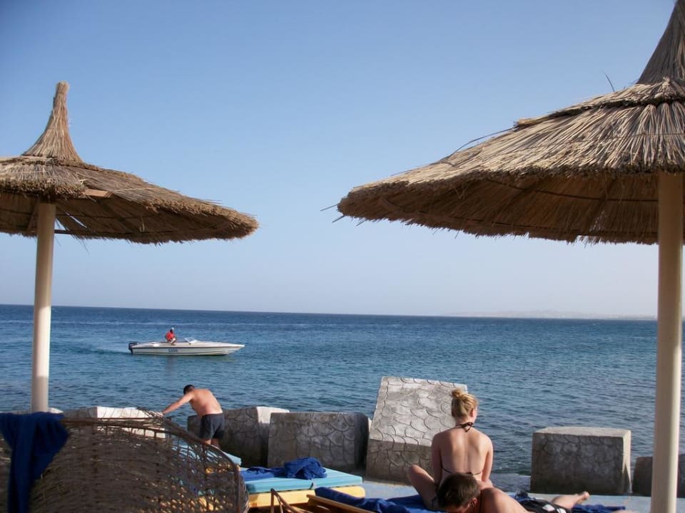 Hoteleigener Strandabschnitt Pickalbatros Aqua Park Resort - Hurghada