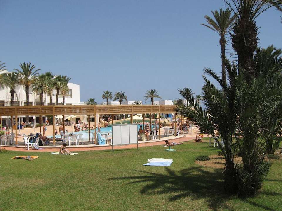 Pool Ruspina Beach Resort