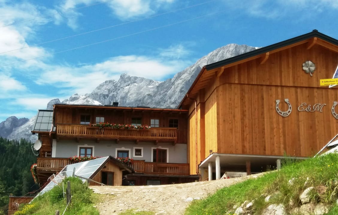 Außenansicht Kinderbauernhof Kniegut